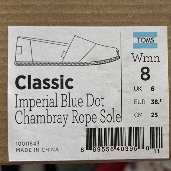 NIB TOMS Classic shoes - Picture 9 of 9